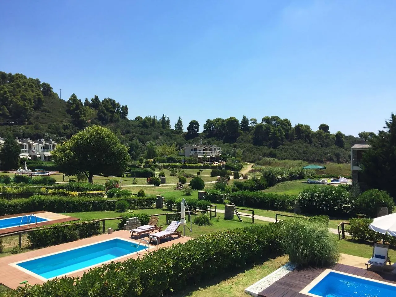 #Luxlikehome - Marni Luxury Beachfront Maisonette Ladhokopana
